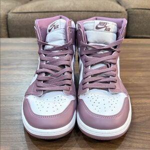 Men’s Purple and White Air Jordan 1 Retro